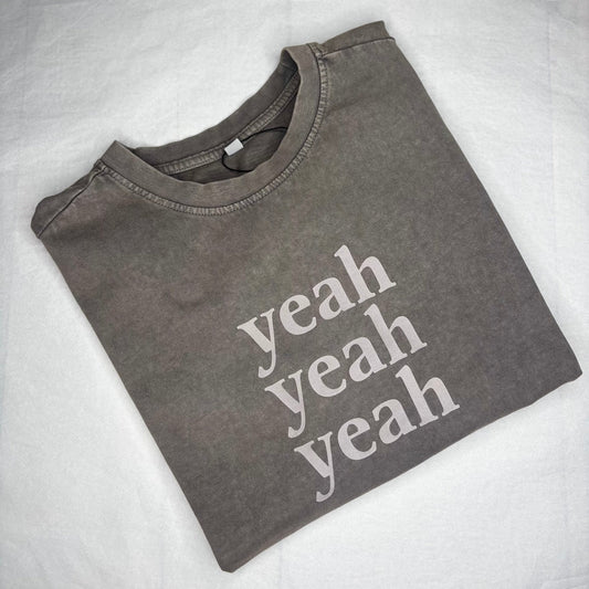 Yeah Yeah Yeah Oversized Statement t-shirt - This is Mabel