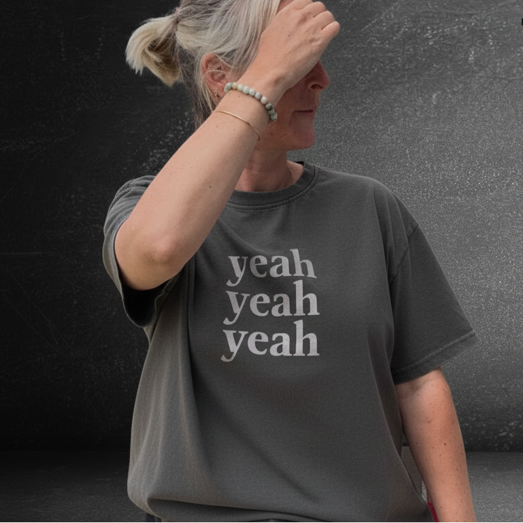 Yeah Yeah Yeah Oversized Statement t-shirt - This is Mabel