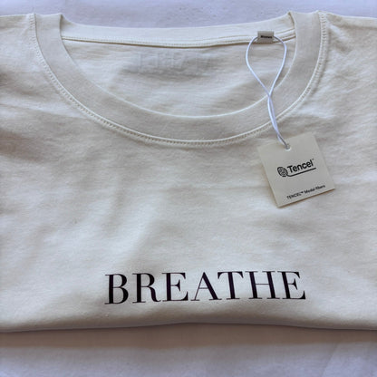 BREATHE Cream lightweight Statement T-Shirt