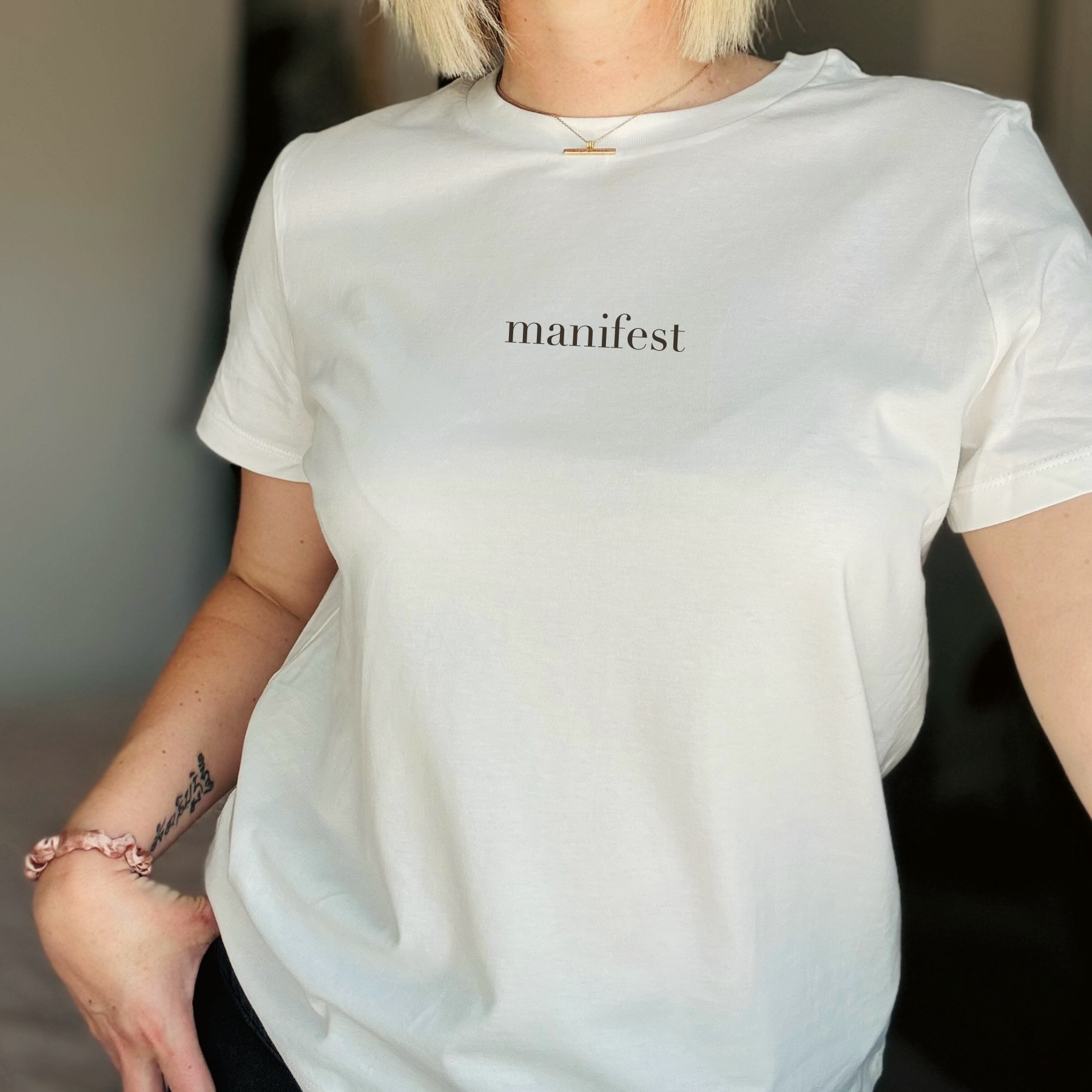 MANIFEST slim fit T-Shirt - This is Mabel