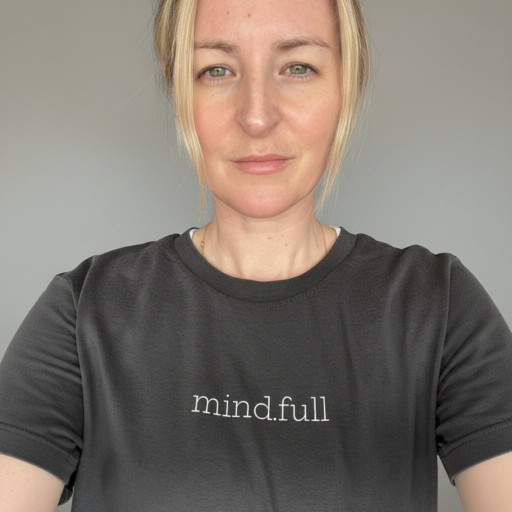 MIND.FULL unisex fit Organic Cotton T-shirt - This is Mabel